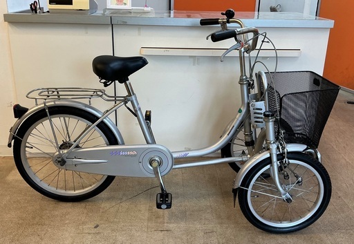＜整備済・美品＞ブリヂストン・ミンナ三輪自転車・シルバー 鍵付き