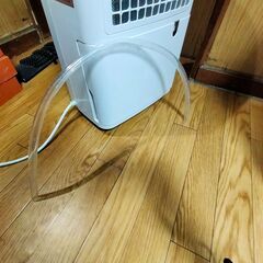 コンプレッサー式除湿機 (タンスのゲン JO02) 連続排水用ホース付