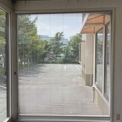 大型ブラインド一譲ります！／店舗改装・新築建て替えに伴い、装飾品・備品・家具を譲渡いたしますの画像