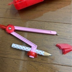 水玉 ピンク コンパスの画像