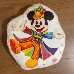 クッション　ディズニー　40周年