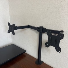 モニターアームの画像