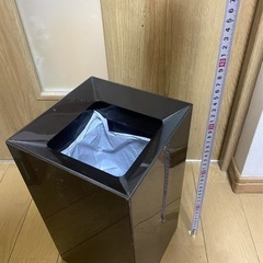 ごみ箱の画像