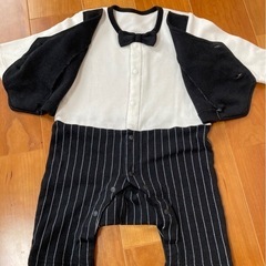 タキシード風キッズ服 60〜70cmの画像