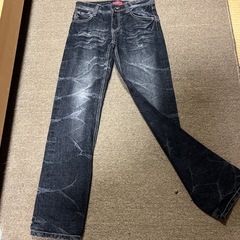ジーンズ　なかなか綺麗な状態です！子供用