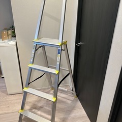 アルミ製4段折りたたみ脚立  上枠付踏台 アルインコ(ALINC...