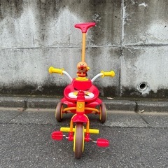 【ほぼ新品】アンパンマン三輪車