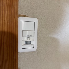 蛍光灯、屋内・屋外照明などのLED工事💡 - リフォーム