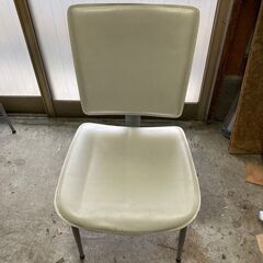 ※急募【家屋解体に伴い、椅子（2台）差し上げます】