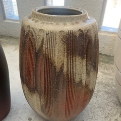 焼き物　花瓶　２個の画像
