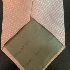 ARMANI COLLEZIONI ネクタイ ピンク系 光沢×織柄 イタリア製の画像
