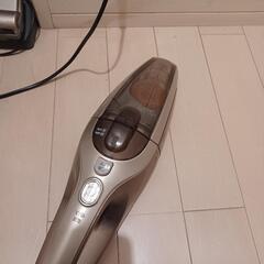 HITACHI コードレス掃除機の画像