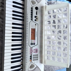 電子ピアノ