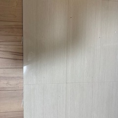 大理石調タイルの画像