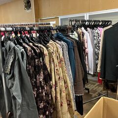 レディース大きいサイズのウェア販売会/未使用オール100円 