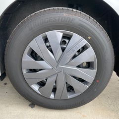 新型セレナc28純正ホイールタイヤ4本セットブリヂストン 205...