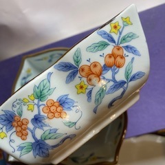 橘吉たち吉花柄波型陶磁器鉢　5個セットの画像