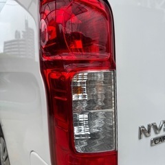 nv350 キャラバン　テールランプ左右純正　e26の画像