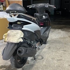 アドレスv125s 外装塗ります。の画像
