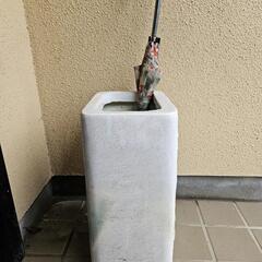 陶磁器　傘立ての画像
