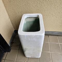 陶磁器　傘立ての画像