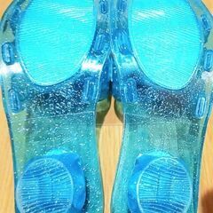 【処分】☆美品☆こども靴☆キラキラお花サンダル☆の画像