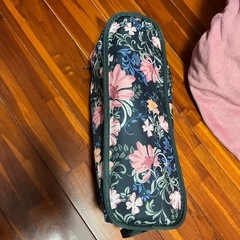 折りたたみチェアの画像