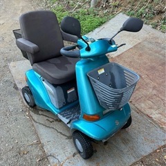老人車、バッテリーを交換する必要があるかもしれません。気に入ったら、車を見に来てください。状態は良好です。今は不動品です。の画像