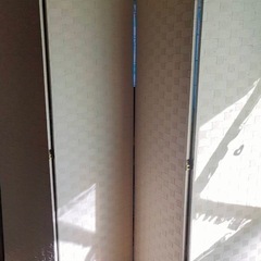 パーテーションアイボリーの画像