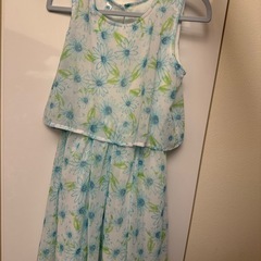 花柄夏ワンピース