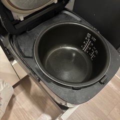 炊飯器の画像