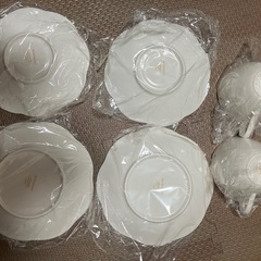 【新品未使用】GIVENCHYカップ・ソーサー・お皿セット 　の画像