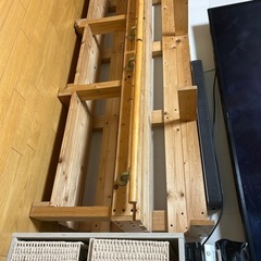 手すり付き本棚の画像