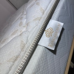 キングスダウン マットレス シングル
の画像