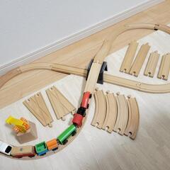 IKEA 木の電車 知育玩具