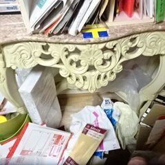 大理石天板テーブル　の画像
