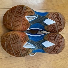ヨネックスPOWER CUSHION 03 バドミントンシューズ　ブルーの画像