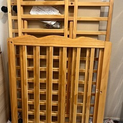 ベビーベッド組立式　の画像