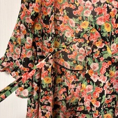 UNIF 羽織ワンピース　総柄　花柄　Sサイズ　LAセレブの画像
