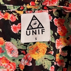 UNIF 羽織ワンピース　総柄　花柄　Sサイズ　LAセレブの画像