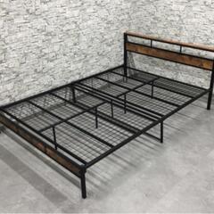 アイアンパイプダブルベッドフレームのみの画像