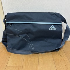美品！adidas アディダスショルダーバッグボディバック紺水色...