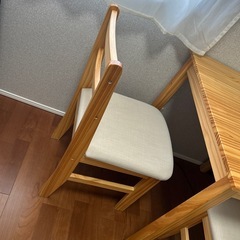 【引渡決定しました】LOWYAダイニングテーブルセット2人用　北欧テイスト　チェア2脚　天然木　   の画像