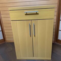 収納家具