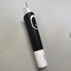 ブラウン 電動歯ブラシ オーラルB すみずみクリーン D3710...