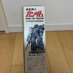 MS-06R ZAKU II 1/144 スケール キットガンプラの画像