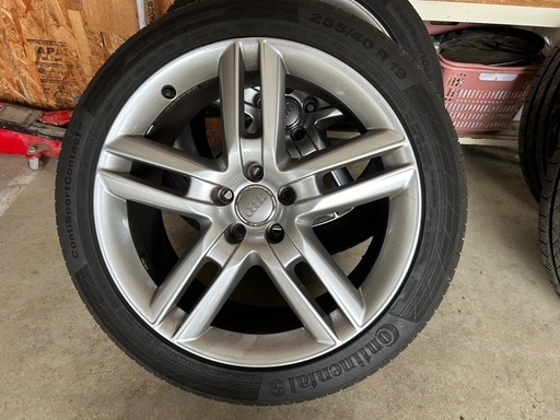 アウディsライン19インチタイヤ溝あり‼️