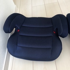 ジュニアシート２つセット