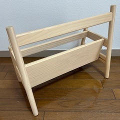 絵本たての画像