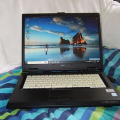 FUJITSU  LIFEBOOK  FMV-A8260  中古品の画像